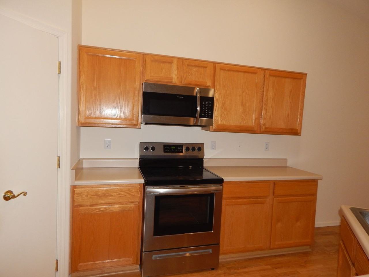 8942 N Upper Bluffs Dr - Photo 2 of 22