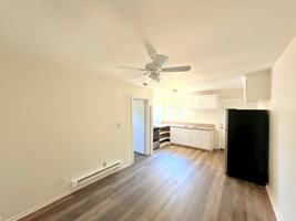 featured image of 927 927 - 929 1/2 Camulos Rd