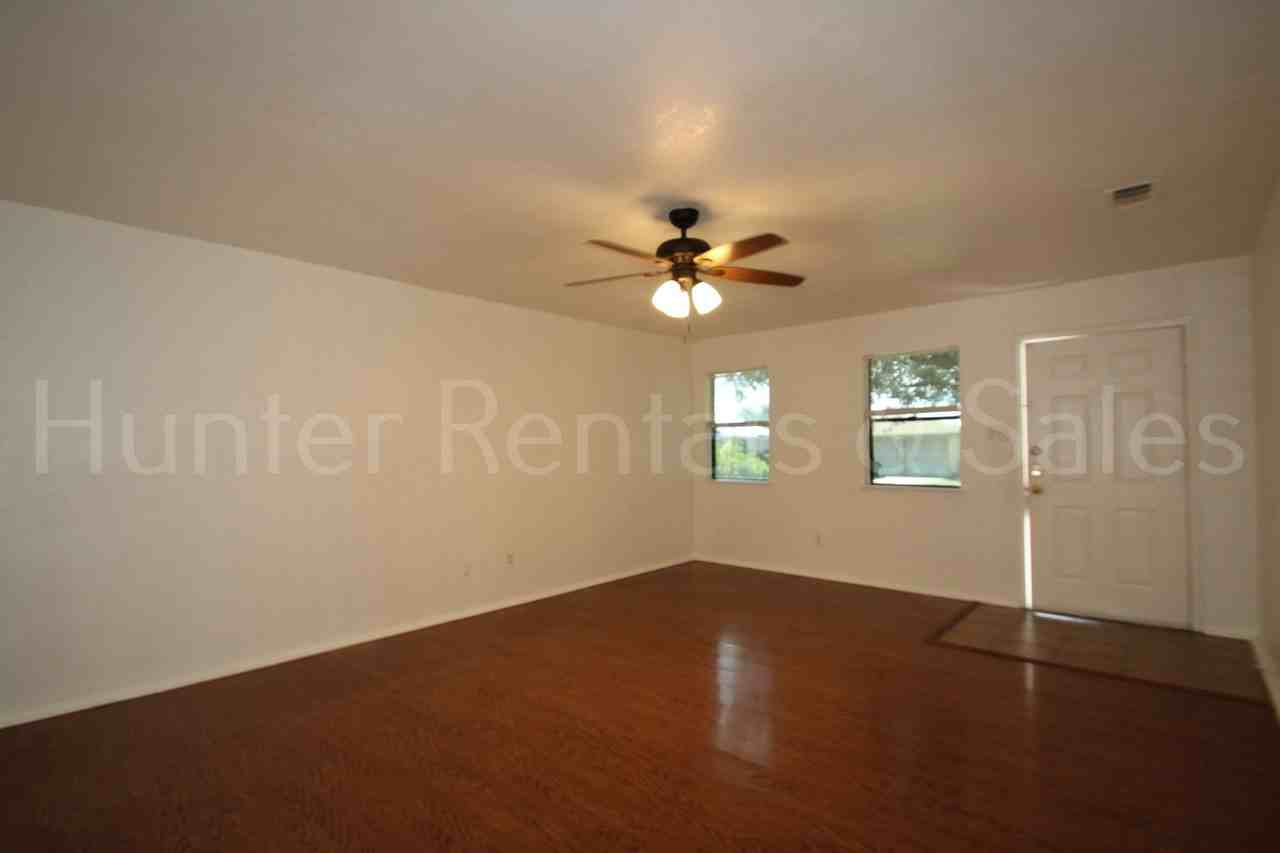 108 W Hogan Dr - Photo 7 of 27