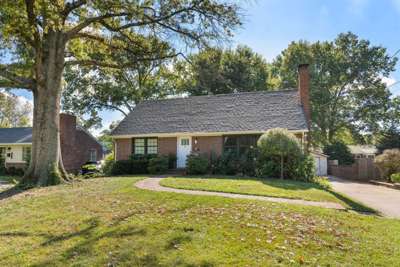 810 Beechwood Rd - Photo 2 of 50