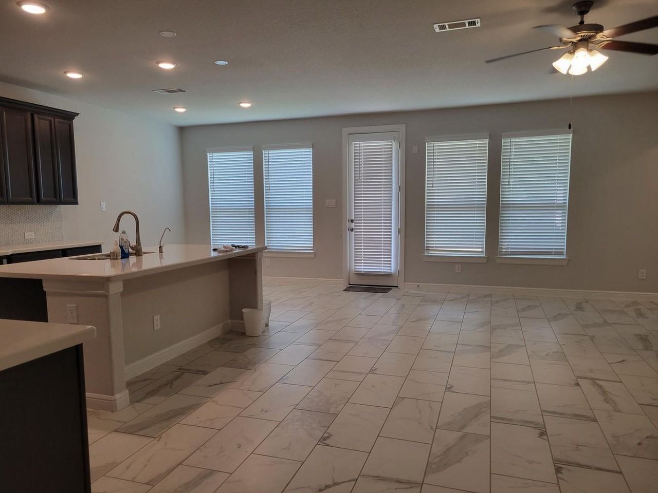 10342 Aldrin Dr - Photo 5 of 34