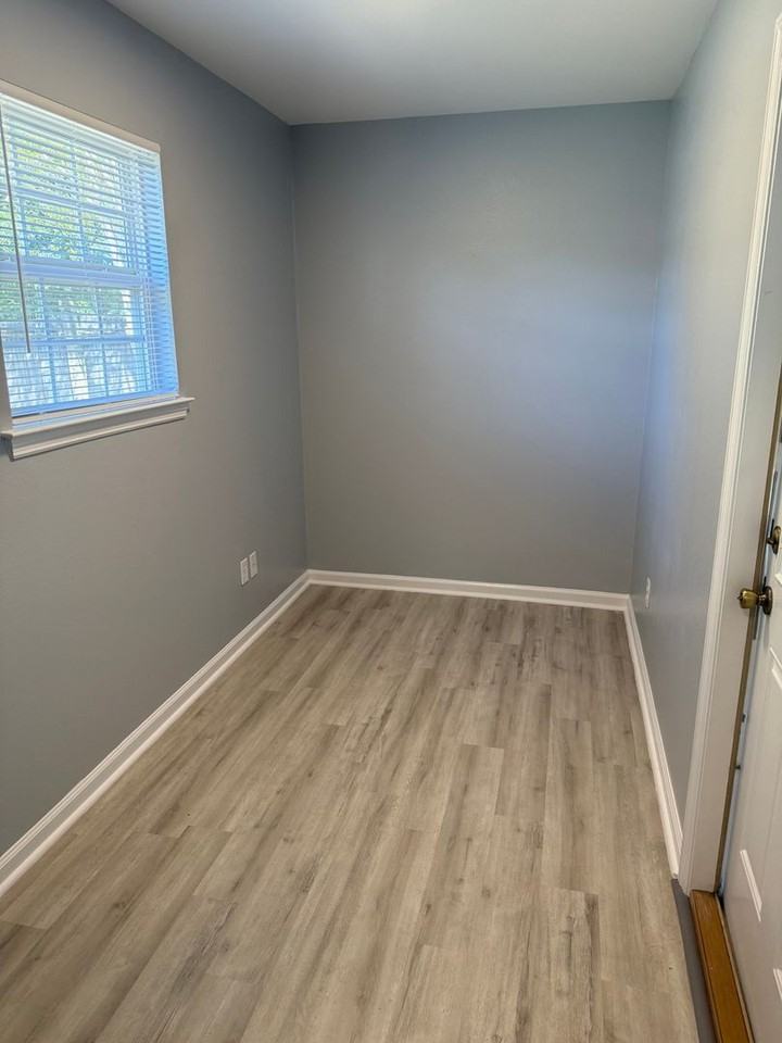 74 Dans Dr - Photo 7 of 15