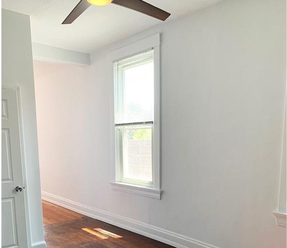 4125 Apple St - Photo 4 of 14