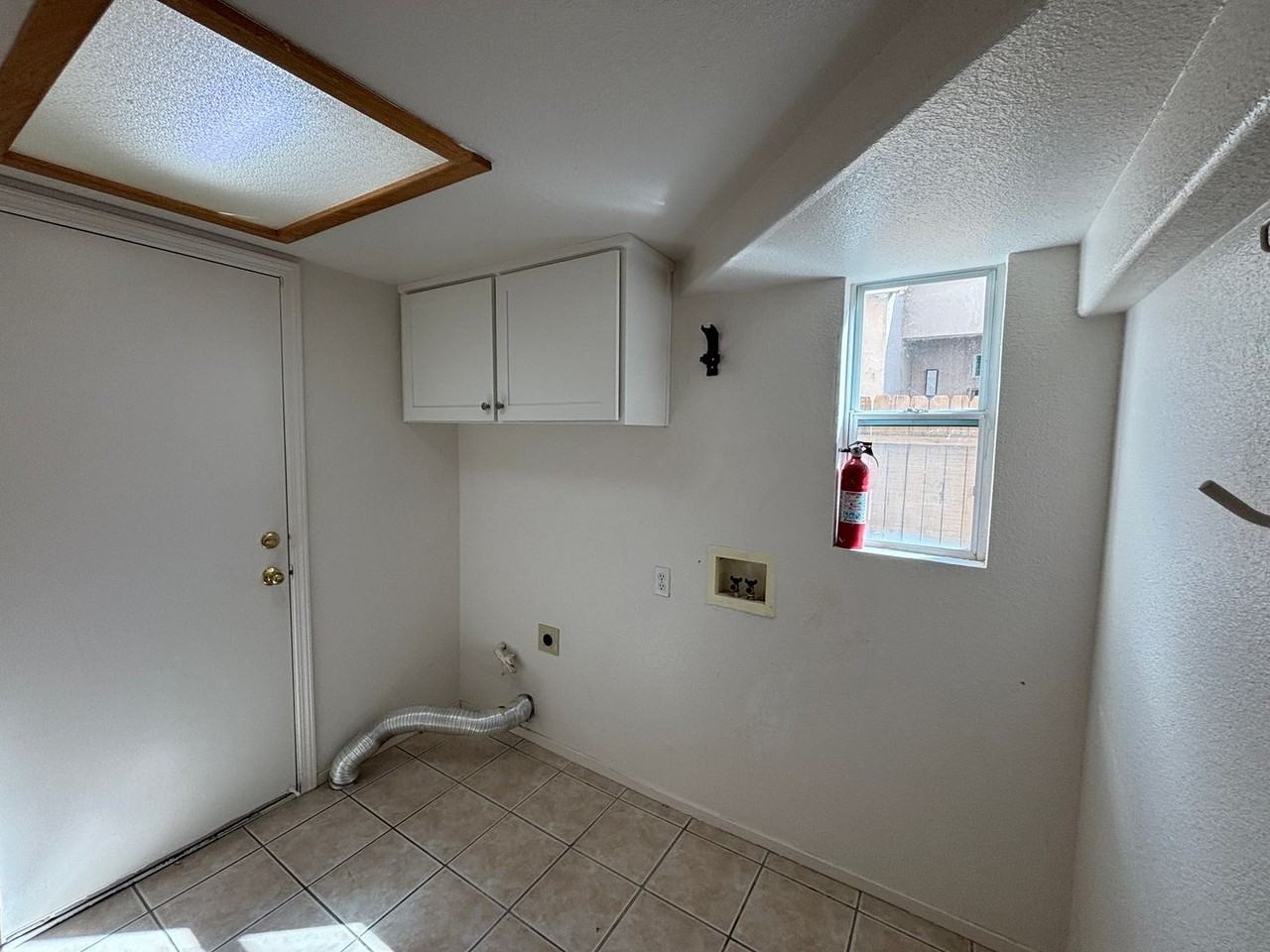 9146 West Laguna Way - Photo 7 of 28