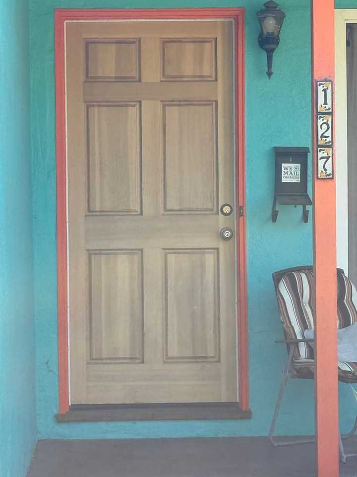 127 Baldwin St - Photo 3 of 11