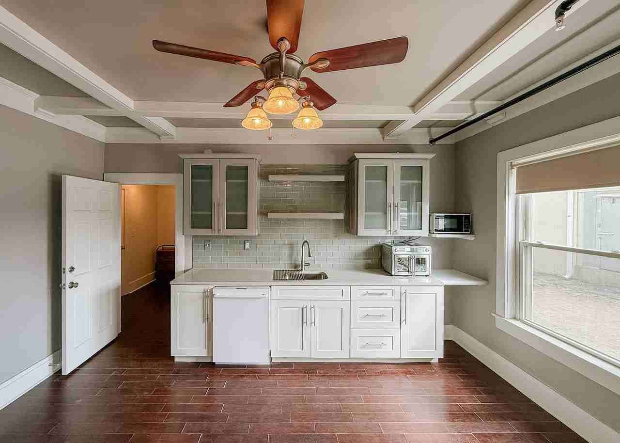 1120NW - Photo 3 of 50