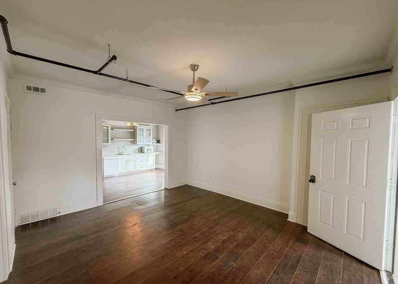 1120NW - Photo 6 of 50