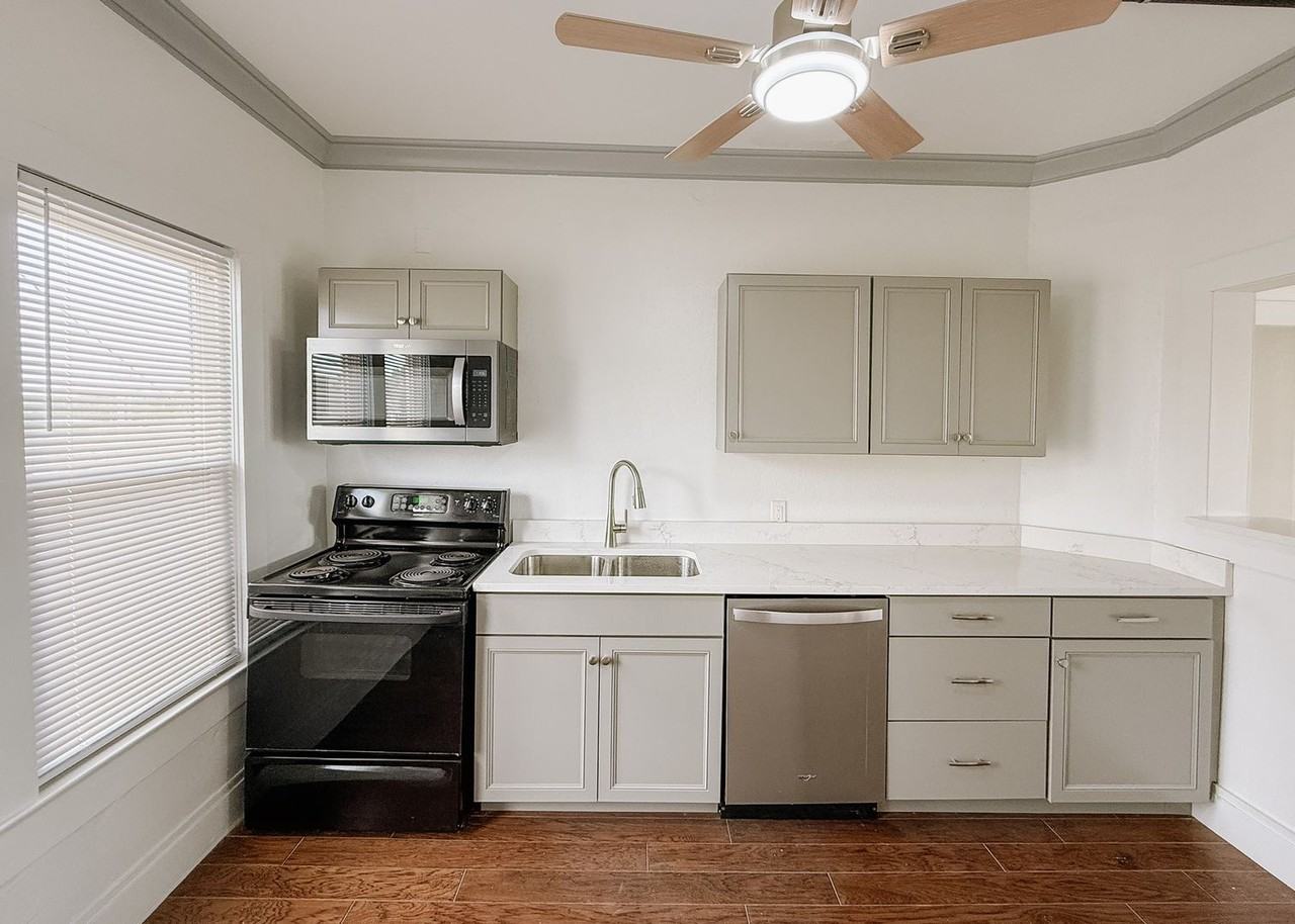 1120NW - Photo 4 of 50