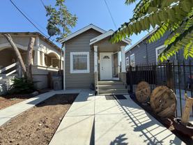 476 E Saint John St - Photo 1 of 1
