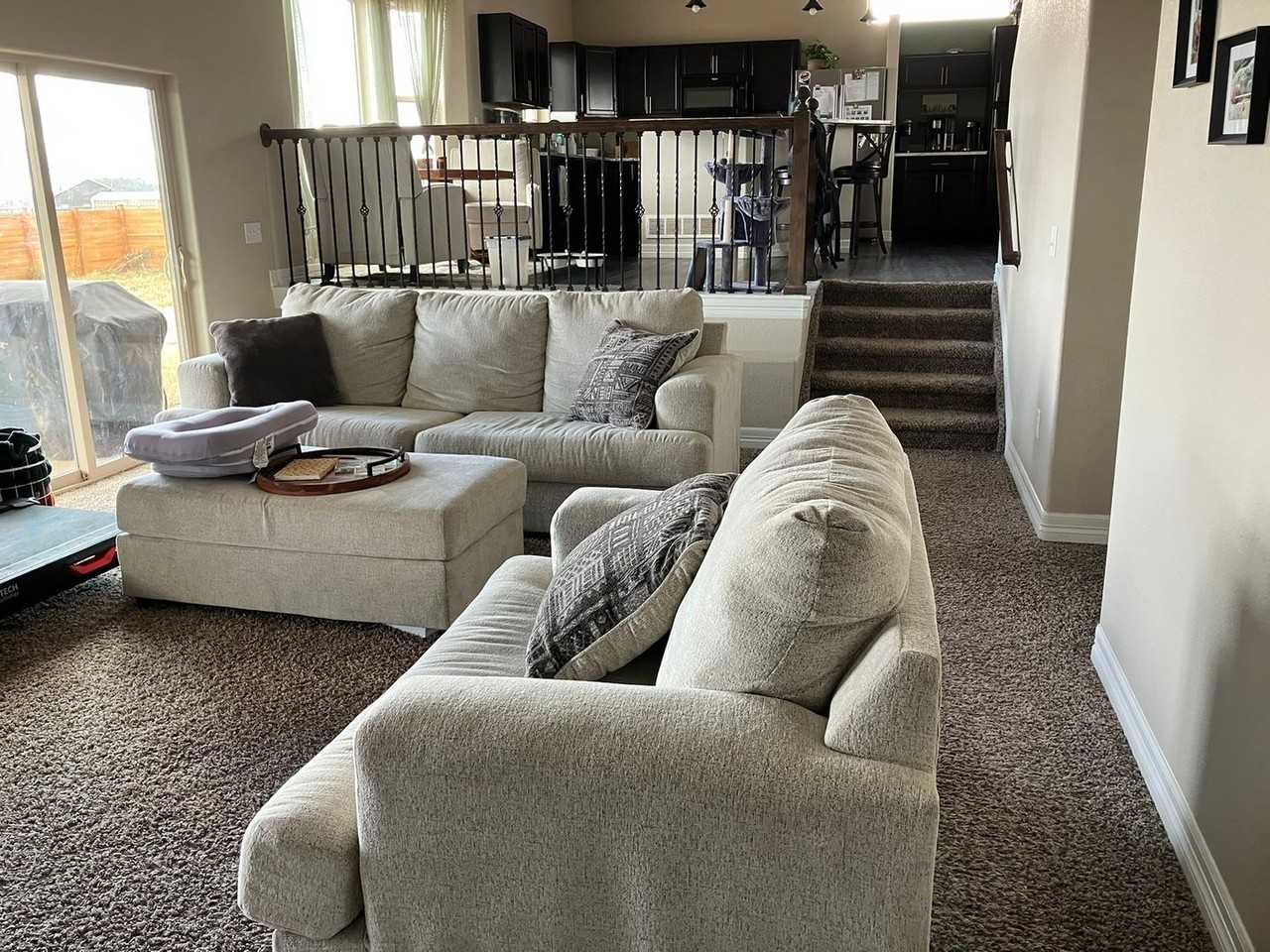 7365 Moab Ct - Photo 3 of 37