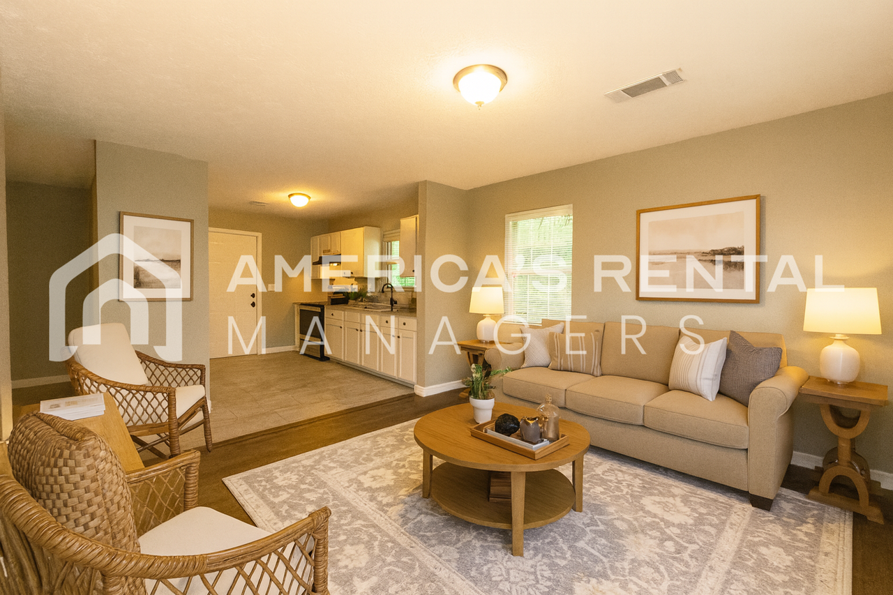 288 Smith Ln - Photo 4 of 13