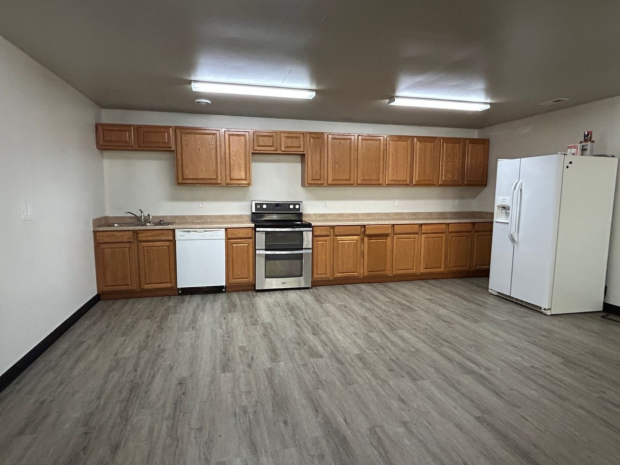 4406 Highway 22 - Photo 4 of 23