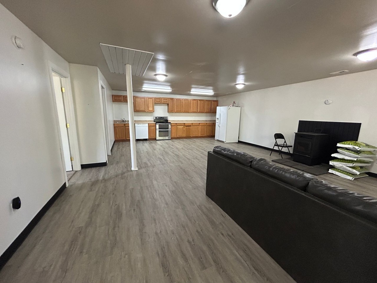 4406 Highway 22 - Photo 5 of 23