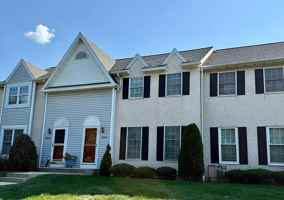 featured image of 2814 Kingston Dr #2814