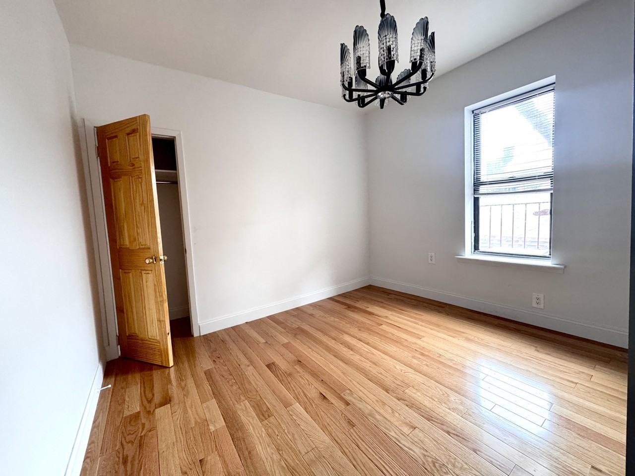 4012 73rd St #3B - Photo 2 of 8