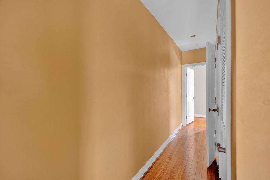 1301 Adams St Ne #C - Photo 3 of 19