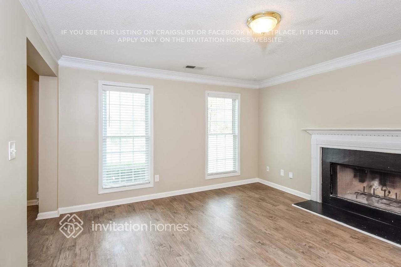 940 Twin Brook Ct - Photo 5 of 17