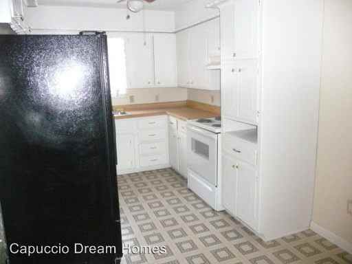 4917 NW Pollard Ave - Photo 3 of 7