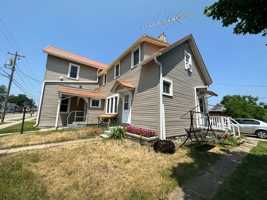 featured image of 710 N Main St Apt 1