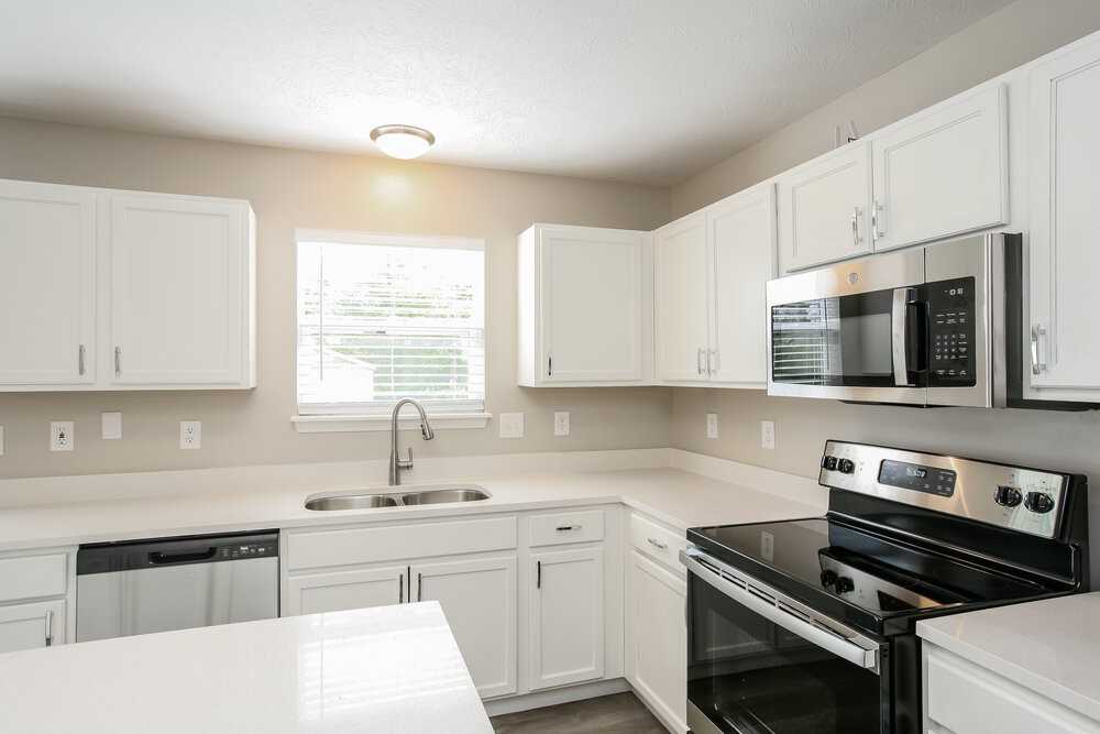 3315 Grove Berry Ln - Photo 7 of 17