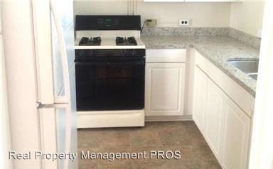 1028 Valley Dr - Photo 3 of 19