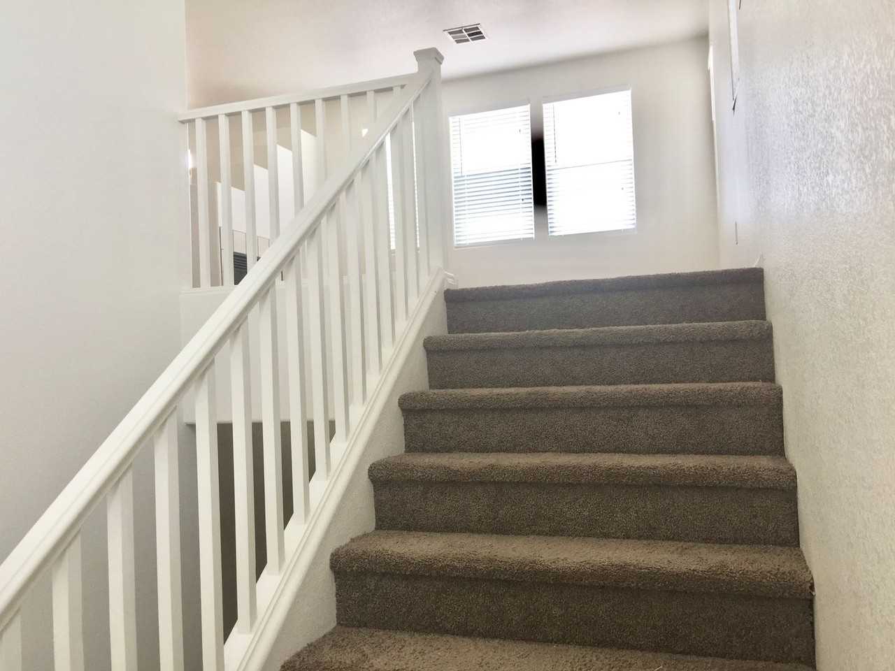 4250 Via Dana Ave - Photo 3 of 31