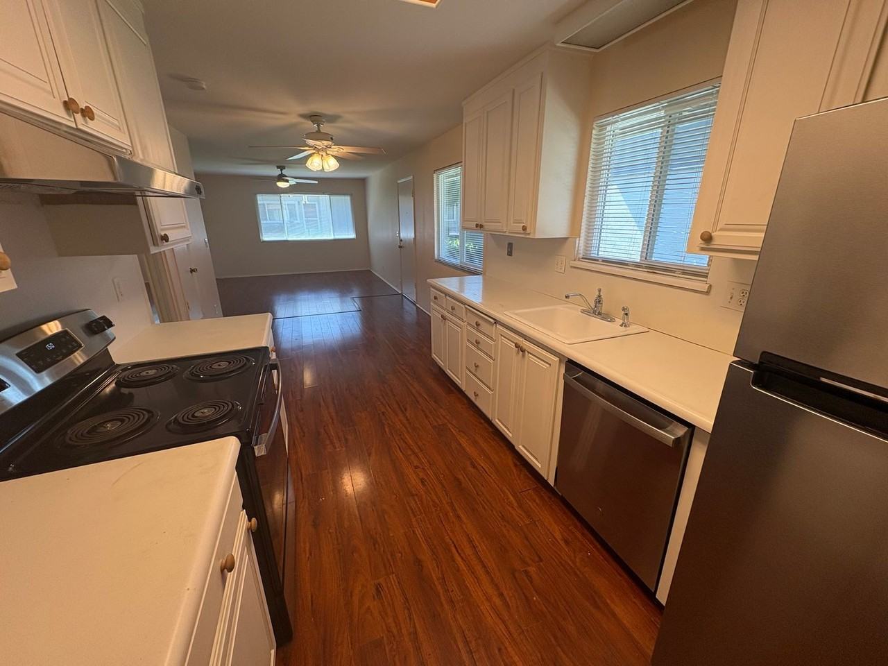 3577 Dalton Cmn - Photo 3 of 11