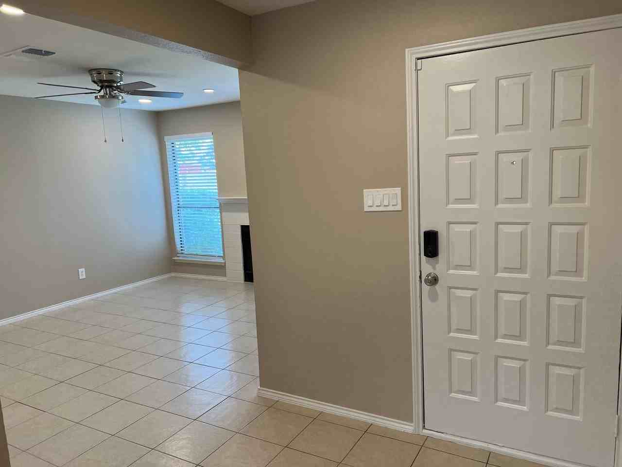 20 Gittiban Pl - Photo 3 of 35