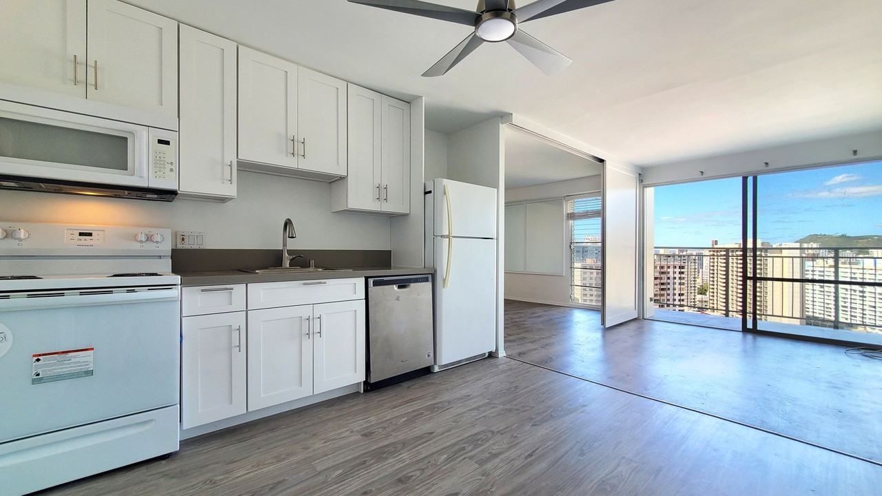 1655 Makaloa St #2101