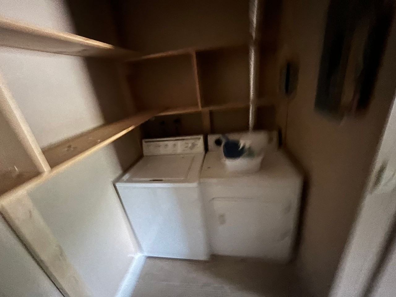 6060 N Dixie Hwy - Photo 5 of 14