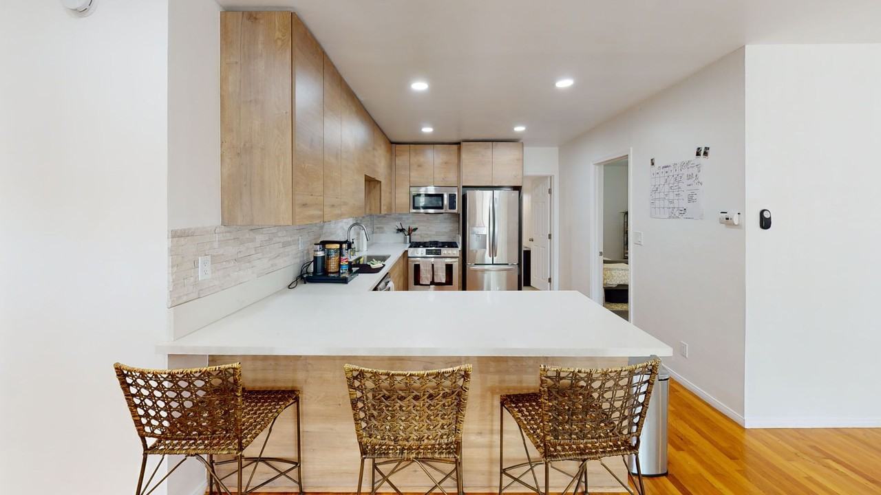 4955 63rd St - Photo 2 of 15