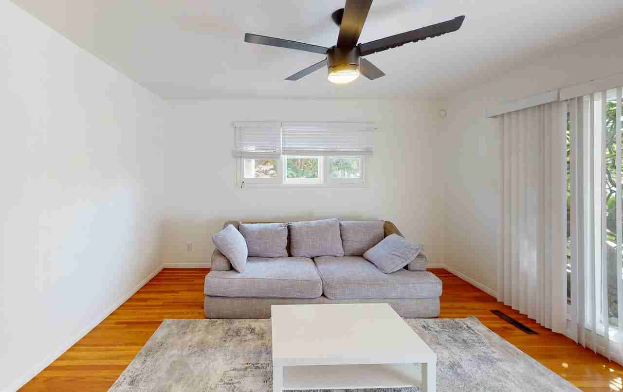 4955 63rd St - Photo 4 of 15