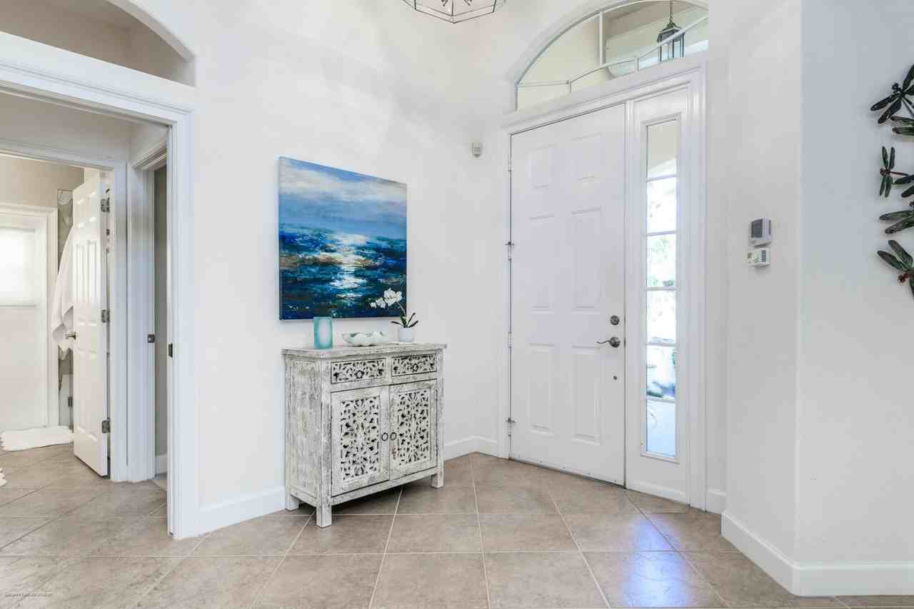 3209 Sunset Key Cir - Photo 4 of 50