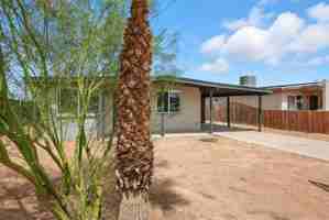 featured image of 130 W Harding Ave