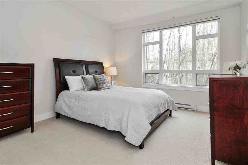 20211 66 Avenue - Photo 6 of 23