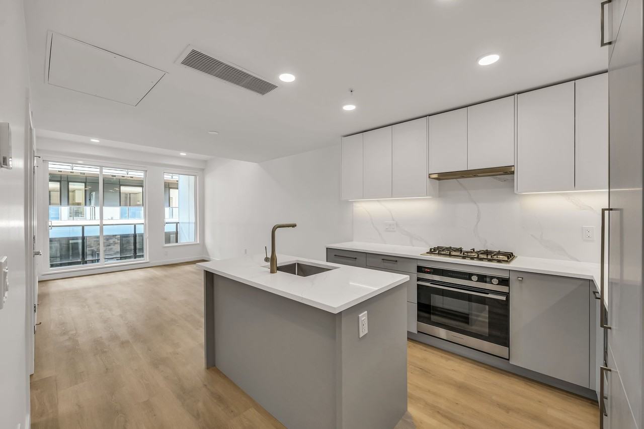 375 Clayton Street #313 - Photo 3 of 25