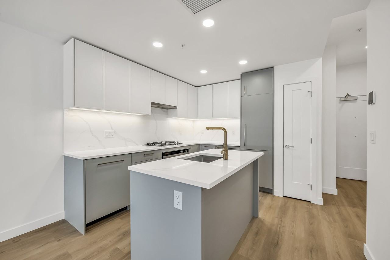 375 Clayton Street #313 - Photo 5 of 25