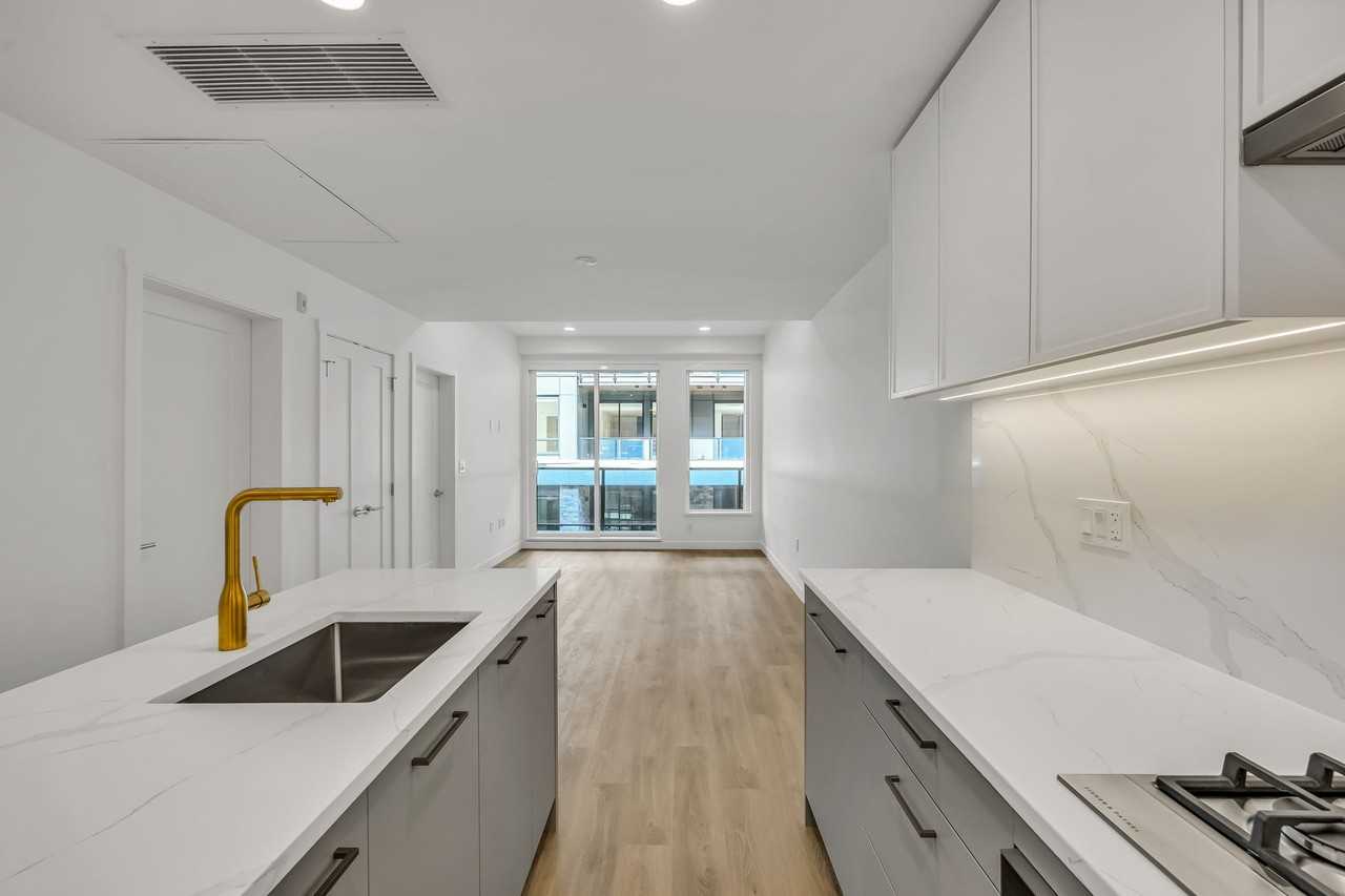 375 Clayton Street - Photo 10