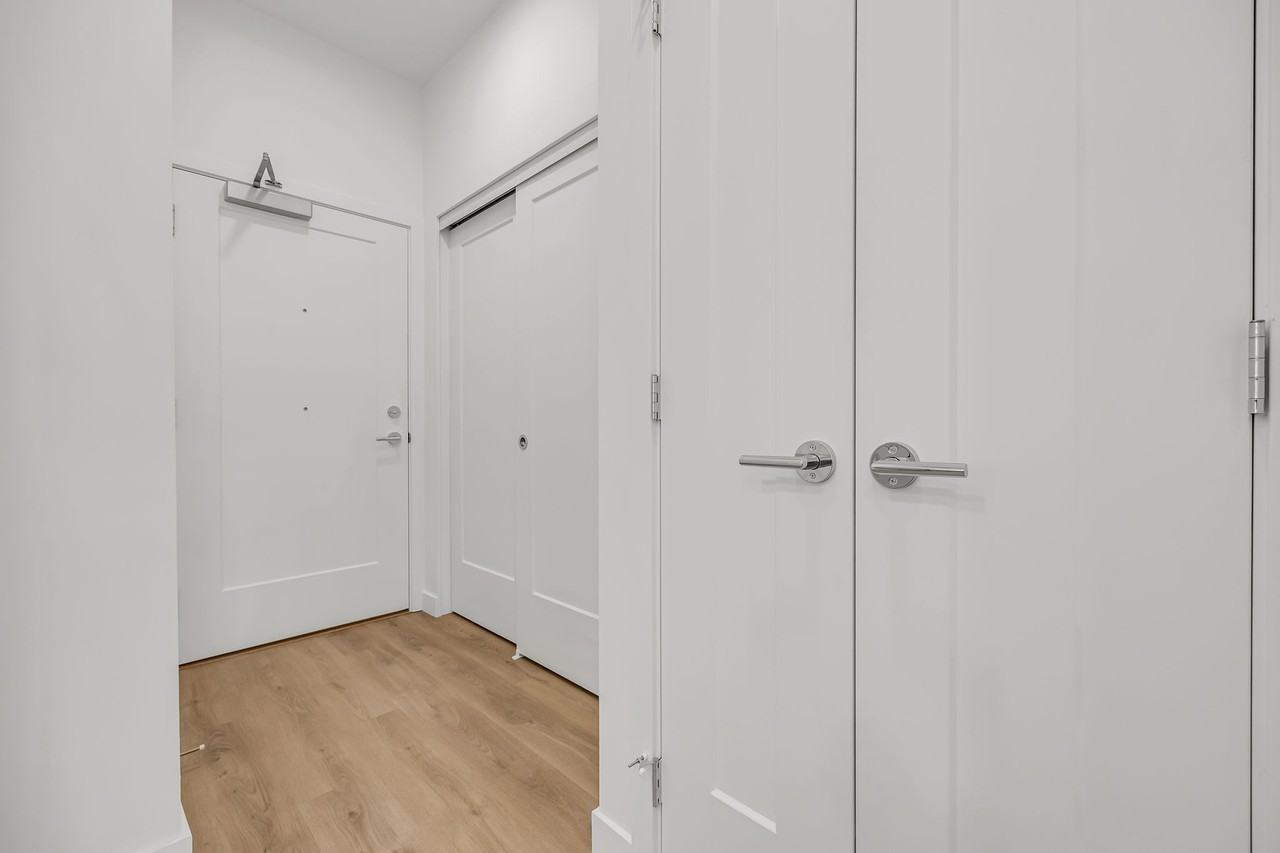 375 Clayton Street - Photo 18
