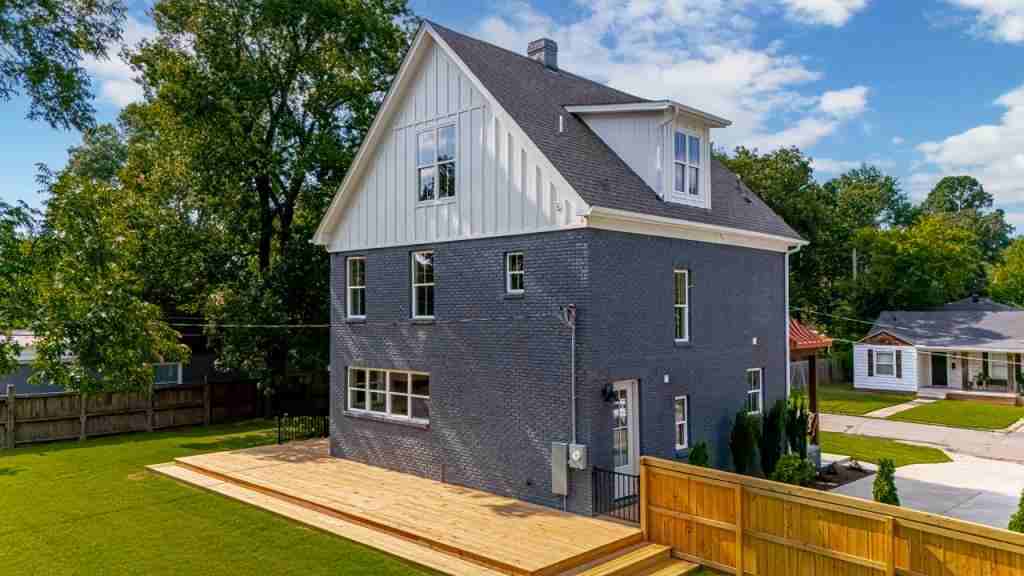 524 W B Ave - Photo 5 of 50