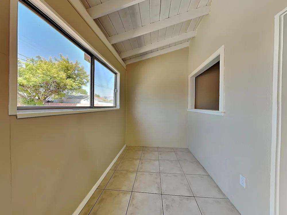 14247 Minnehaha St #111 - Photo 3 of 10