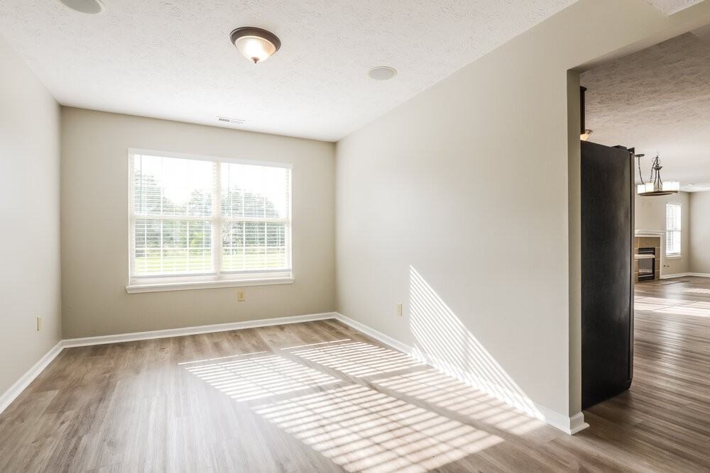 7764 Shasta Dr - Photo 5 of 17