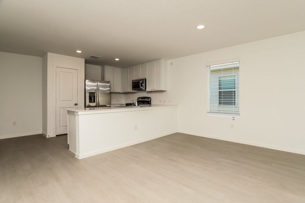 15407 Salmon Spg - Photo 7 of 16