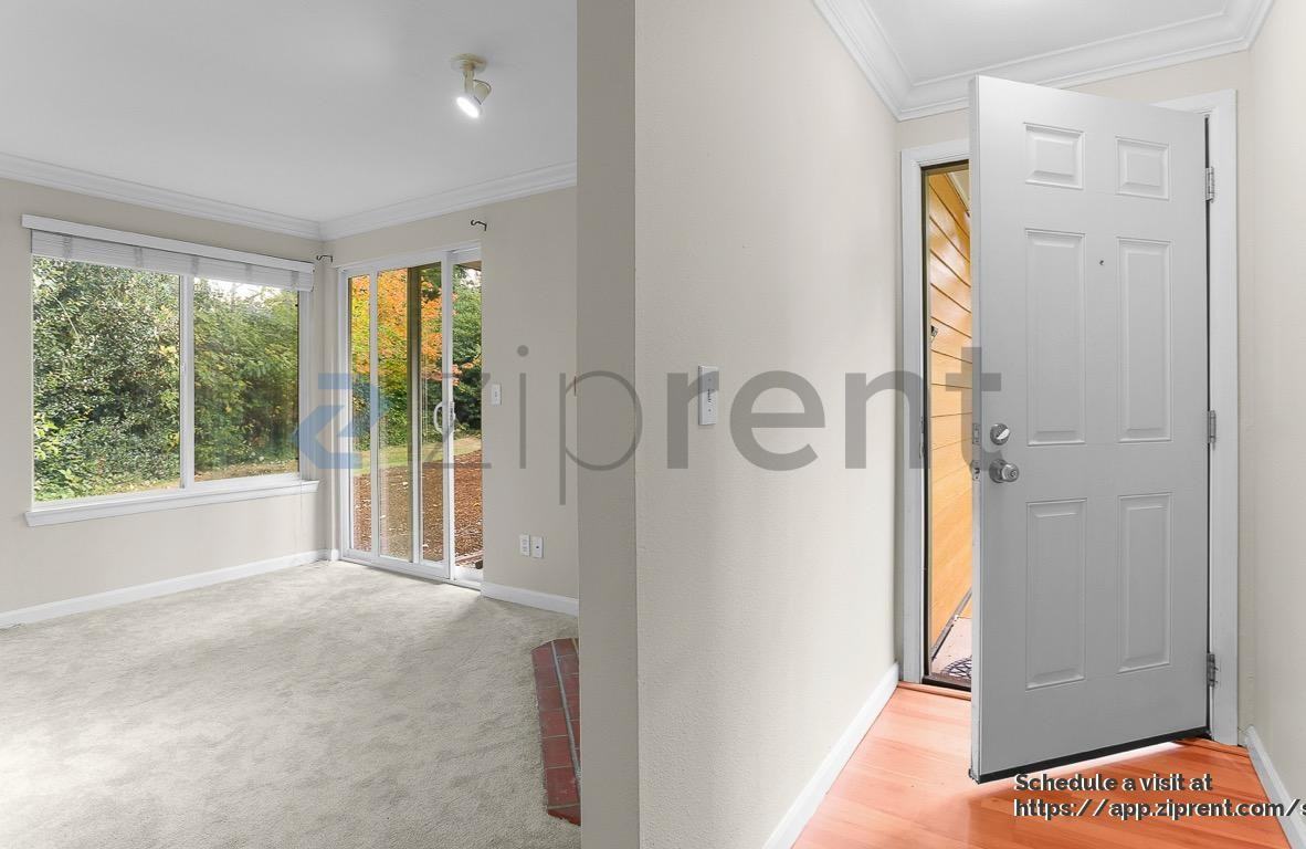 10826 Ne 148th Ln #H102 - Photo 2 of 20