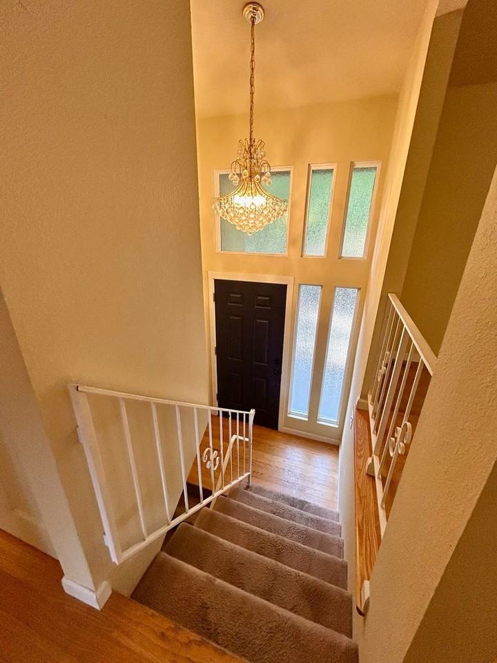 6216 116th Avenue Northeast - Photo 2 of 26