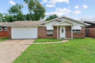 2219 S Park St - Photo 1 of 1