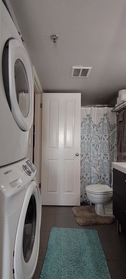 530 Melrose Ave E #403 - Photo 5 of 21