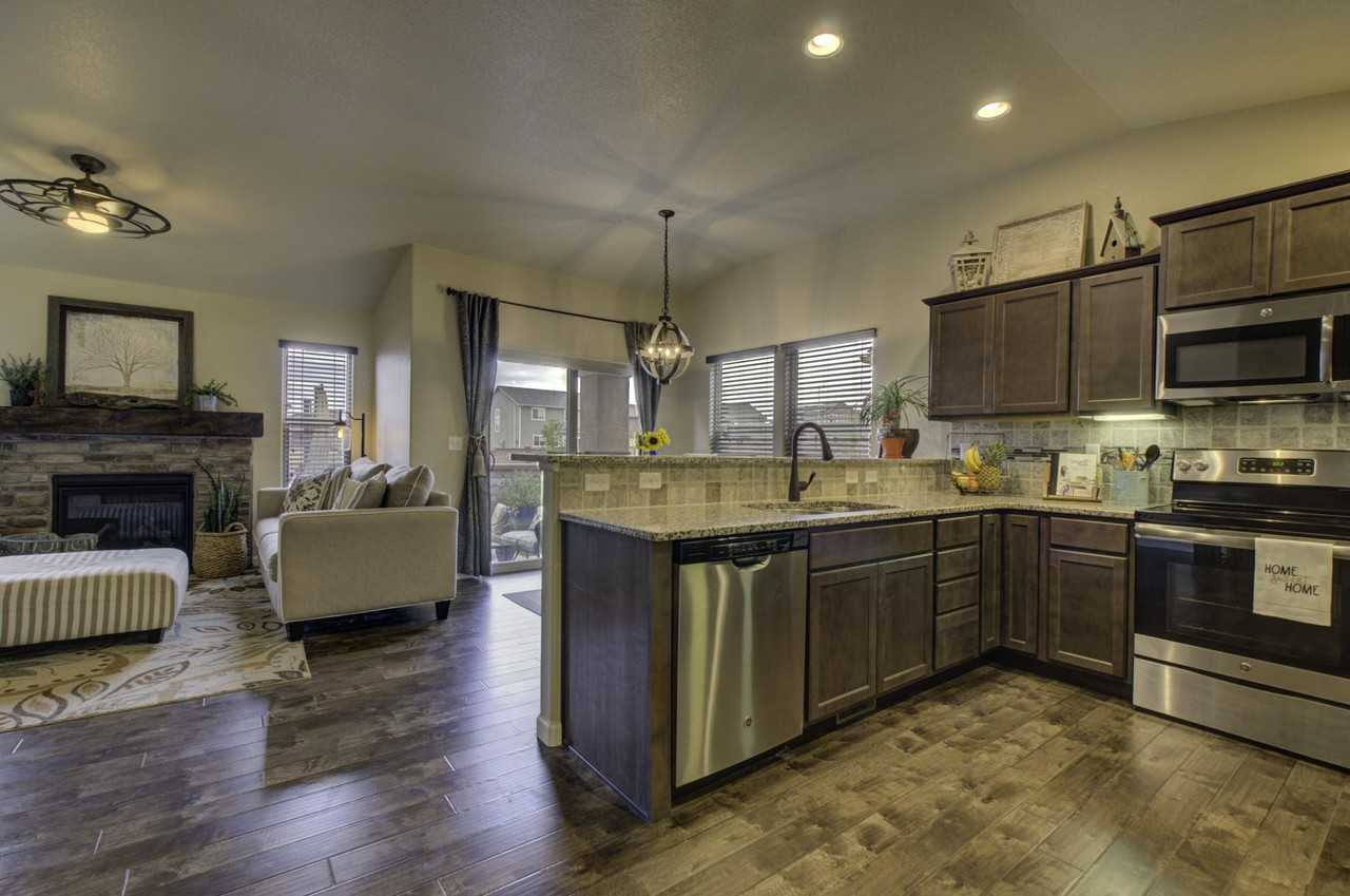 8142 Potentilla Grv #NA - Photo 3 of 12