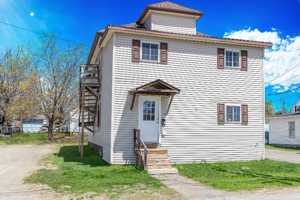 featured image of 109 Main St #2