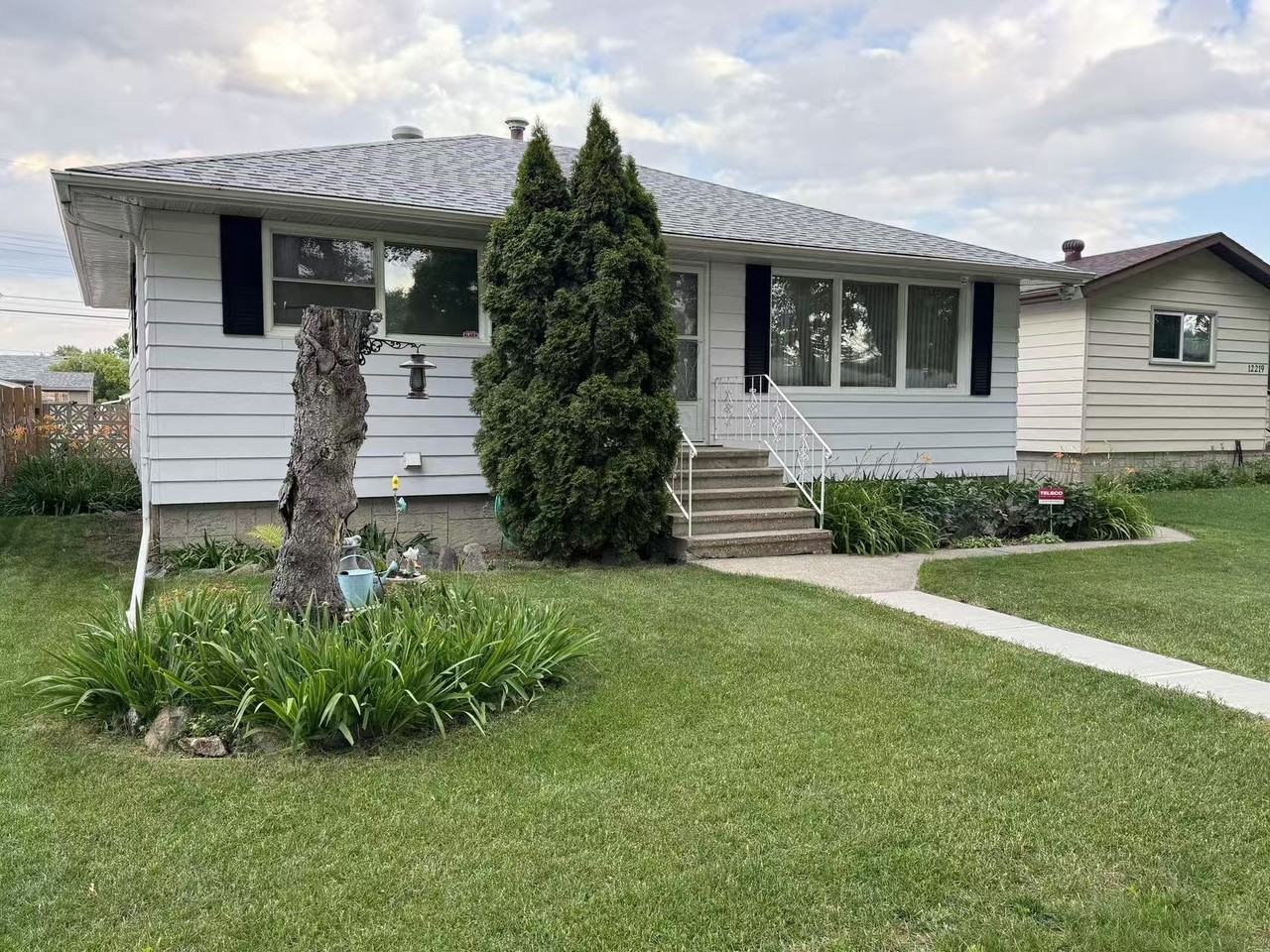 12223 51 Street Northwest - Photo 3 of 18